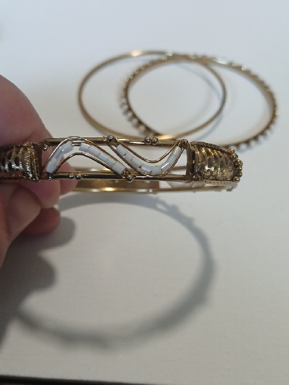 Boho Festival Gold-Tone Women's Bangle Bracelet Set with Coral & White Accents - Picture 8 of 16